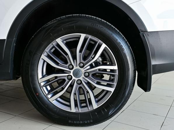 Geely Atlas Pro с пробегом 2023 года, цена 2 100 000 рублей, 42134 км, внедорожник, Автокод Объявления
