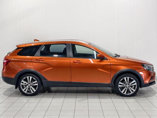 Lada (ВАЗ) Vesta I с пробегом 2018 года, цена 915 000 рублей, 114959 км, универсал, Автокод Объявления