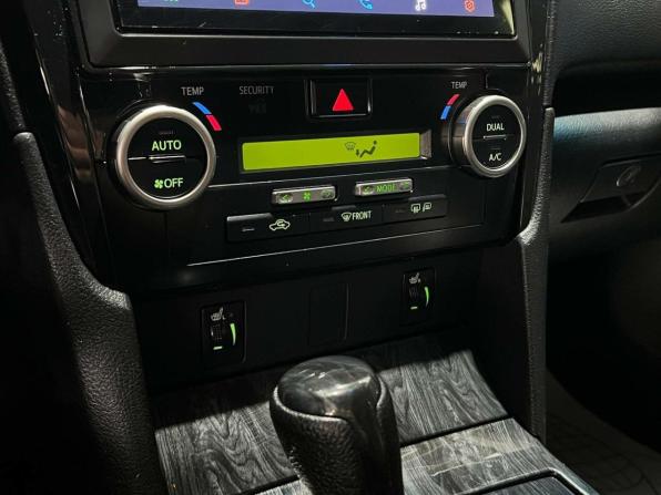Toyota Camry VII (XV50) с пробегом 2012 года, цена 1 600 000 рублей, 287067 км, седан, Автокод Объявления