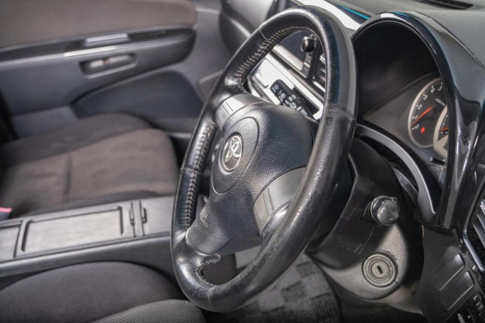 Toyota Wish I Рестайлинг Томск  - изображение 13