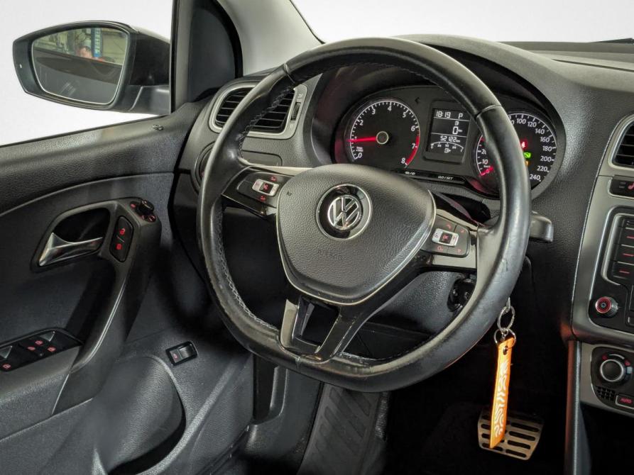 Volkswagen Polo V Рестайлинг Екатеринбург  - изображение 14