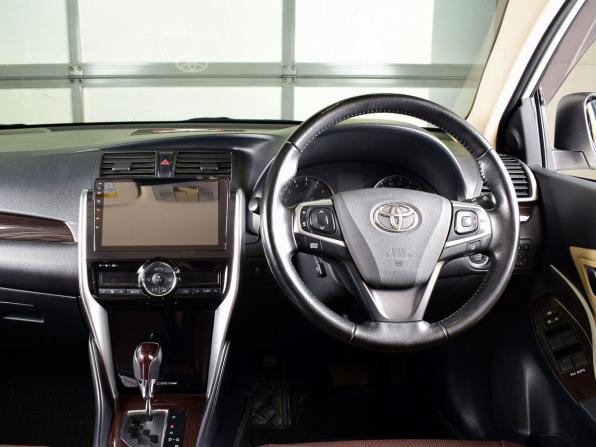 Toyota Premio II (T26) Рестайлинг 2 с пробегом 2019 года, цена 2 075 995 рублей, 70174 км, седан, Автокод Объявления