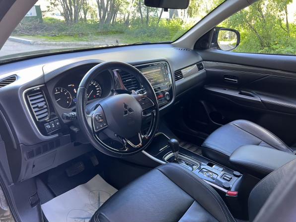 Mitsubishi Outlander III Рестайлинг 3 с пробегом 2020 года, цена 2 099 000 рублей, 131094 км, внедорожник, Автокод Объявления