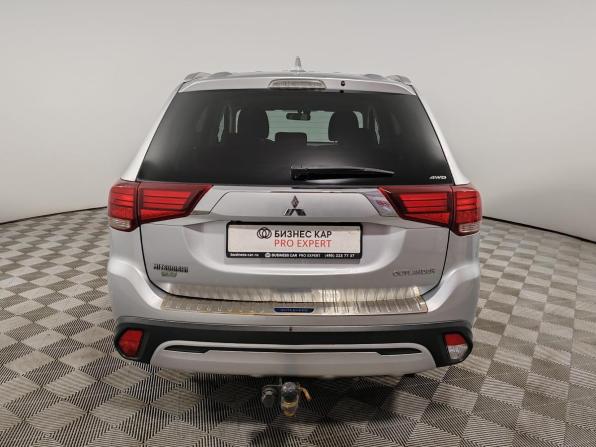 Mitsubishi Outlander III Рестайлинг 3 с пробегом 2019 года, цена 2 189 000 рублей, 67706 км, внедорожник, Автокод Объявления