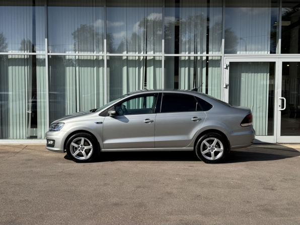 Volkswagen Polo V Рестайлинг с пробегом 2019 года, цена 1 149 000 рублей, 175000 км, седан, Автокод Объявления