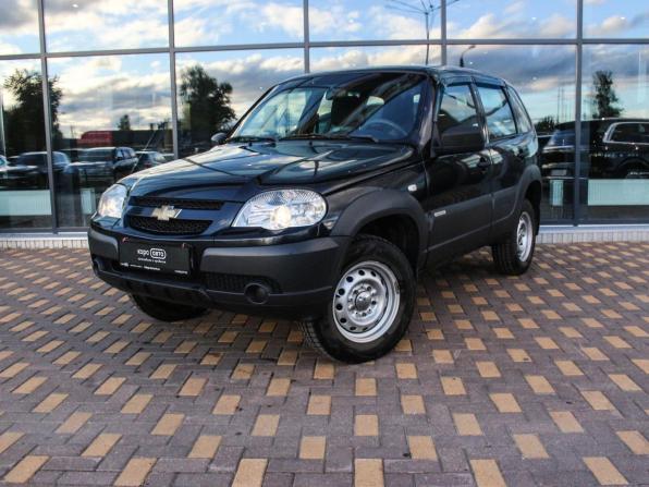 Chevrolet Niva I Рестайлинг с пробегом 2018 года, цена 682 200 рублей, 94026 км, внедорожник, Автокод Объявления
