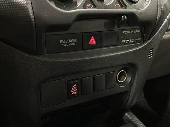 Mitsubishi L200 V с пробегом 2017 года, цена 1 759 000 рублей, 217000 км, offers.body_type.unknown, Автокод Объявления