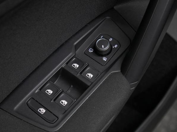 Volkswagen Tiguan II с пробегом 2019 года, цена 2 198 000 рублей, 90717 км, внедорожник, Автокод Объявления