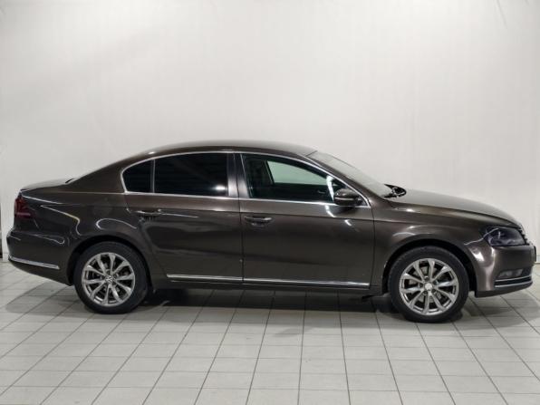 Volkswagen Passat B7 с пробегом 2014 года, цена 1 136 000 рублей, 265660 км, седан, Автокод Объявления