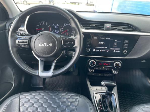 Kia Rio IV Рестайлинг с пробегом 2022 года, цена 1 748 600 рублей, 56247 км, седан, Автокод Объявления