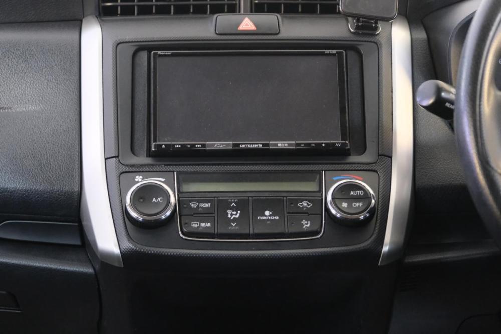 Toyota Corolla XI (E160 E170) Рестайлинг 2 Омск  - изображение 15