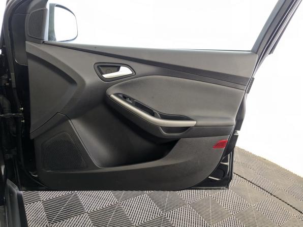 Ford Focus III с пробегом 2011 года, цена 875 000 рублей, 93361 км, хэтчбек, Автокод Объявления