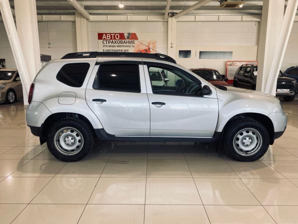 Renault Duster I Рестайлинг с пробегом 2017 года, цена 1 500 000 рублей, 122000 км, внедорожник, Автокод Объявления