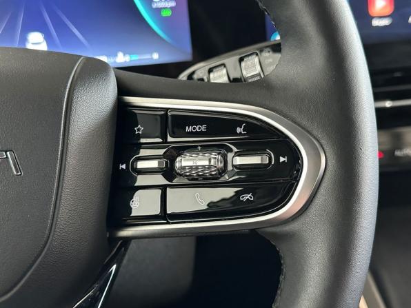 Omoda C5 I с пробегом 2023 года, цена 1 779 000 рублей, 64669 км, внедорожник, Автокод Объявления