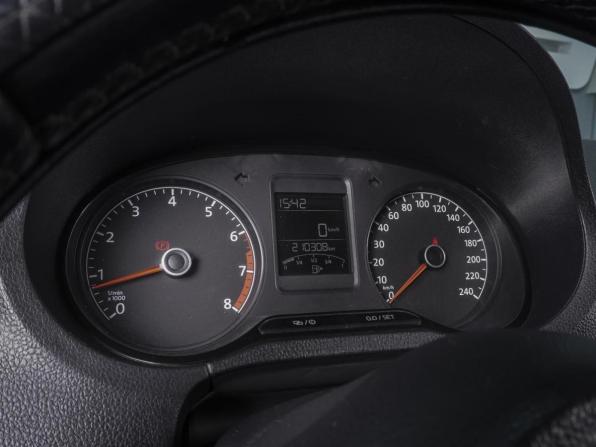 Volkswagen Polo V с пробегом 2014 года, цена 820 000 рублей, 210308 км, седан, Автокод Объявления