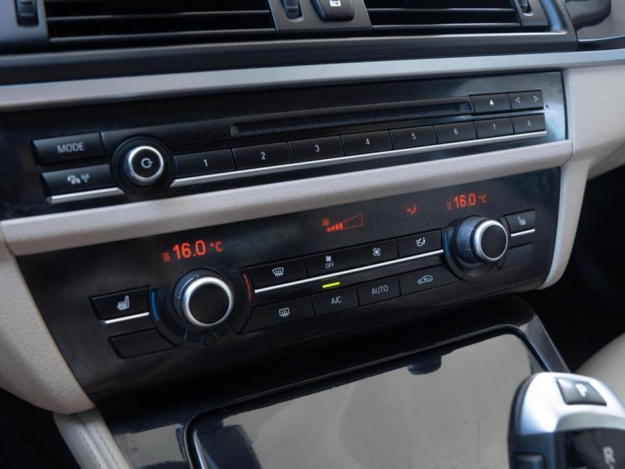 BMW 5 серии VI (F10/F11/F07) Рестайлинг Волгоград  - изображение 17