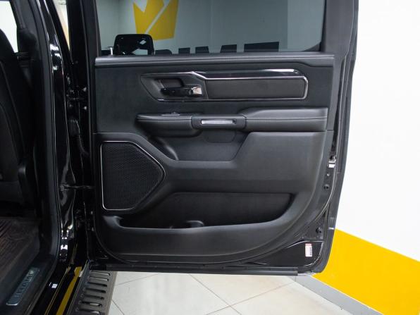 Ram 1500 V с пробегом 2022 года, цена 12 999 000 рублей, 17700 км, offers.body_type.unknown, Автокод Объявления