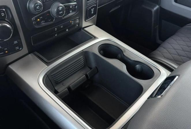 Dodge RAM IV (DS/DJ) с пробегом 2017 года, цена 3 950 000 рублей, 178687 км, offers.body_type.unknown, Автокод Объявления