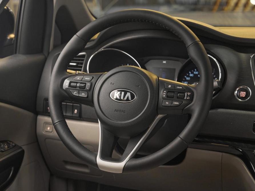 Kia Carnival III Москва  - изображение 10