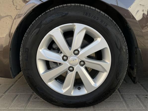 Kia Rio III Рестайлинг с пробегом 2015 года, цена 1 140 000 рублей, 105135 км, седан, Автокод Объявления
