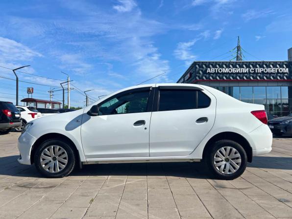 Renault Logan II с пробегом 2015 года, цена 685 400 рублей, 140282 км, седан, Автокод Объявления