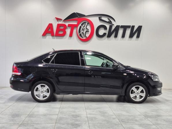 Volkswagen Polo V Рестайлинг с пробегом 2015 года, цена 965 000 рублей, 164800 км, седан, Автокод Объявления