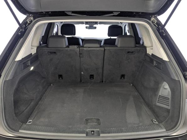 Volkswagen Touareg III с пробегом 2019 года, цена 4 090 000 рублей, 164205 км, внедорожник, Автокод Объявления