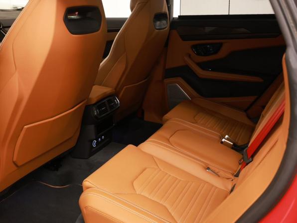 Lamborghini Urus I Рестайлинг с пробегом 2025 года, цена 43 000 000 рублей, 82 км, внедорожник, Автокод Объявления