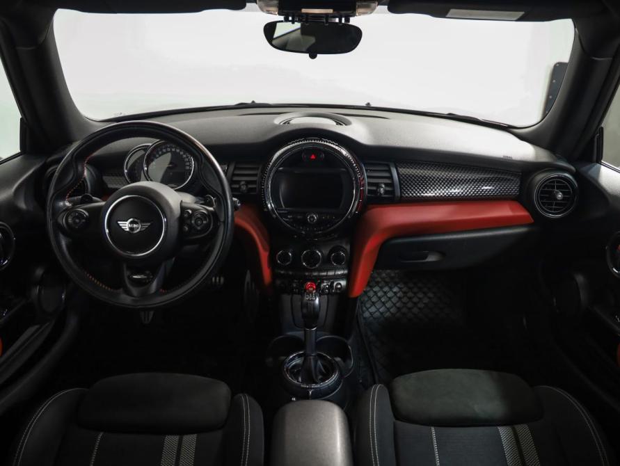 Mini Hatch III (F55/F56) Санкт-Петербург  - изображение 10