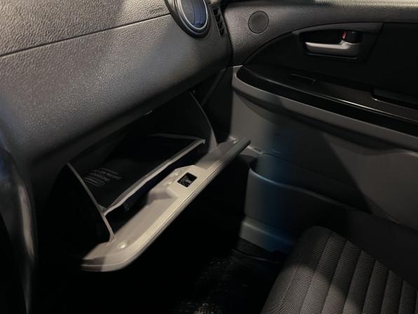Suzuki SX4 I (Classic) Рестайлинг с пробегом 2012 года, цена 781 900 рублей, 207270 км, хэтчбек, Автокод Объявления