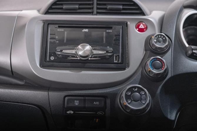 Honda Fit II с пробегом 2011 года, цена 799 000 рублей, 155000 км, хэтчбек, Автокод Объявления