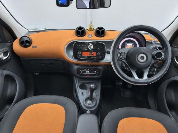 Smart Forfour II с пробегом 2017 года, цена 939 000 рублей, 86644 км, хэтчбек, Автокод Объявления
