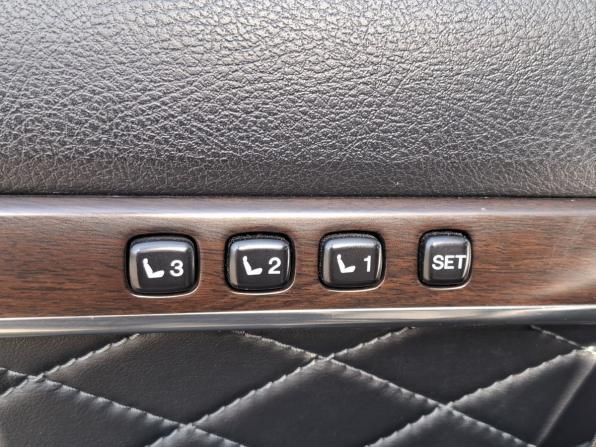 Toyota Land Cruiser 200 Series Рестайлинг 2 с пробегом 2017 года, цена 6 998 000 рублей, 115194 км, внедорожник, Автокод Объявления