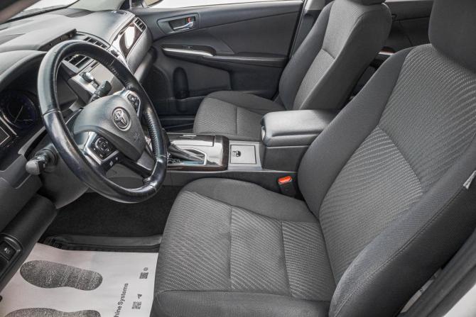 Toyota Camry VII (XV50) Рестайлинг с пробегом 2016 года, цена 2 329 000 рублей, 121700 км, седан, Автокод Объявления