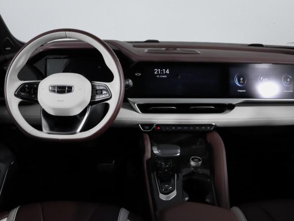 Geely Monjaro I с пробегом 2024 года, цена 3 160 000 рублей, 41583 км, внедорожник, Автокод Объявления
