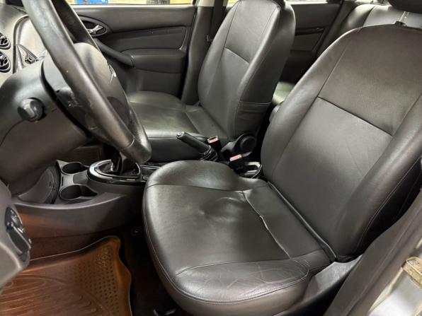 Ford Focus I Рестайлинг с пробегом 2004 года, цена 315 000 рублей, 228462 км, хэтчбек, Автокод Объявления