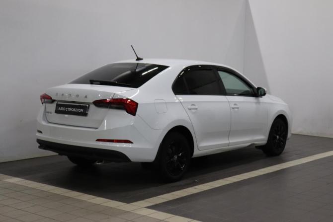 Skoda Rapid II с пробегом 2021 года, цена 1 387 000 рублей, 125472 км, лифтбек, Автокод Объявления