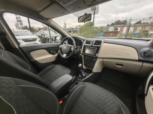 Renault Logan II с пробегом 2016 года, цена 799 000 рублей, 137754 км, седан, Автокод Объявления