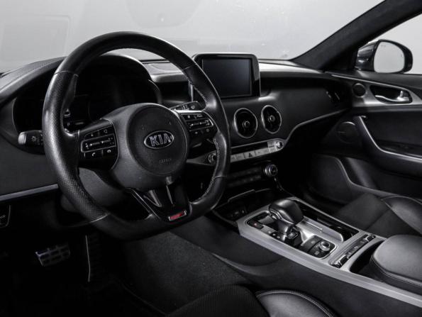 Kia Stinger I с пробегом 2018 года, цена 2 830 000 рублей, 109404 км, лифтбек, Автокод Объявления