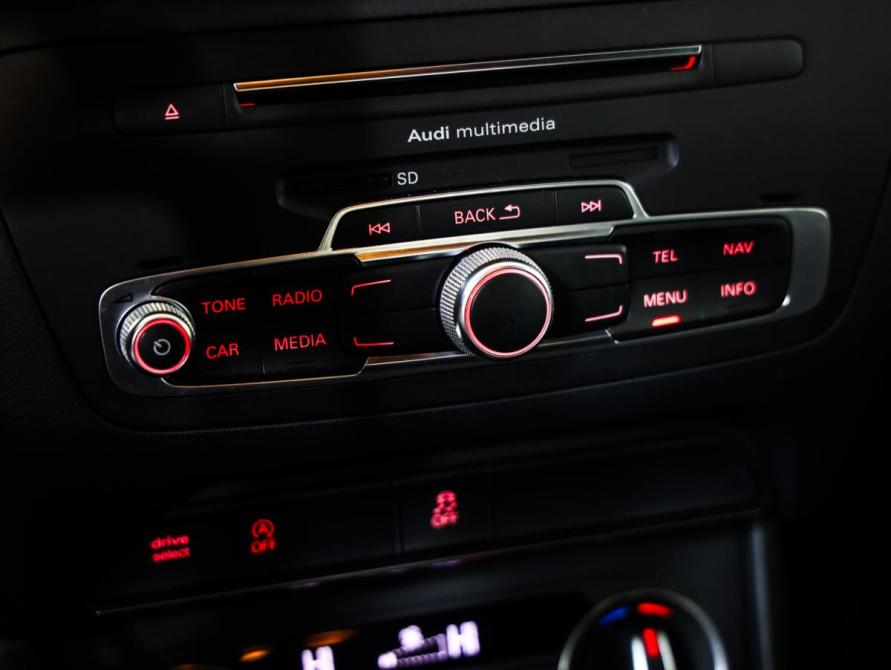 Audi Q3 I (8U) Рестайлинг Санкт-Петербург  - изображение 18