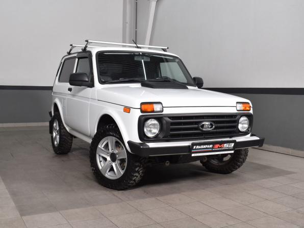 Lada (ВАЗ) Niva Legend I с пробегом 2023 года, цена 950 995 рублей, 5019 км, внедорожник, Автокод Объявления