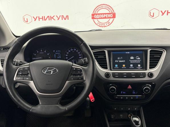 Hyundai Solaris II с пробегом 2019 года, цена 1 139 000 рублей, 136017 км, седан, Автокод Объявления
