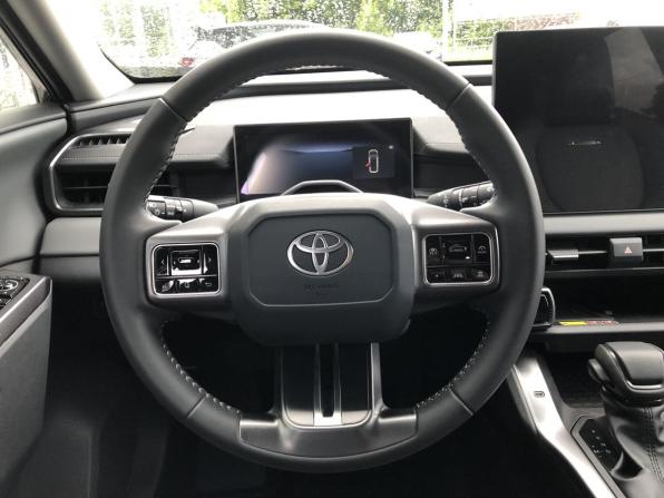 Toyota RAV4 V (XA50) с пробегом 2026 года, цена 4 500 000 рублей, 1150 км, внедорожник, Автокод Объявления