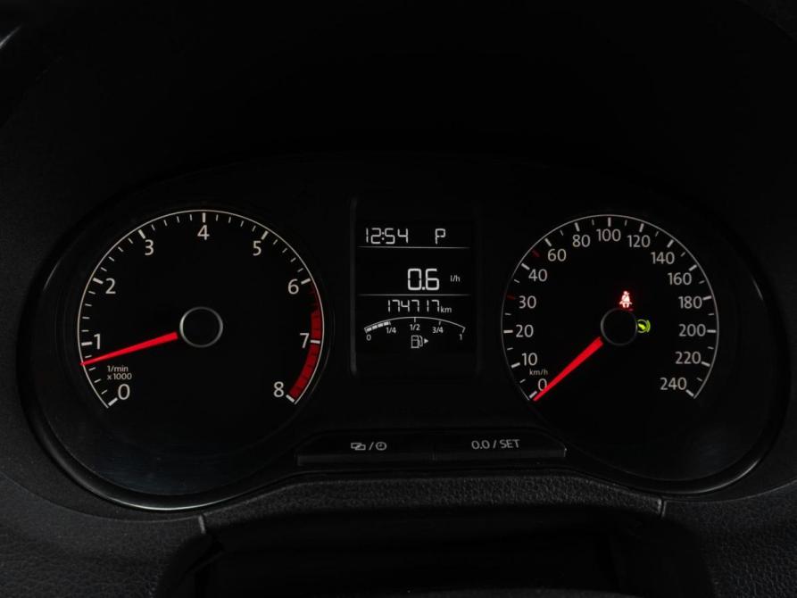 Volkswagen Polo V Рестайлинг Тюмень  - изображение 14