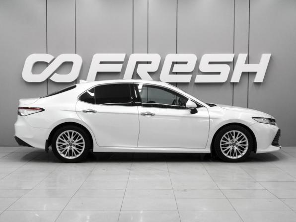 Toyota Camry VIII (XV70) с пробегом 2019 года, цена 2 760 000 рублей, 132316 км, седан, Автокод Объявления