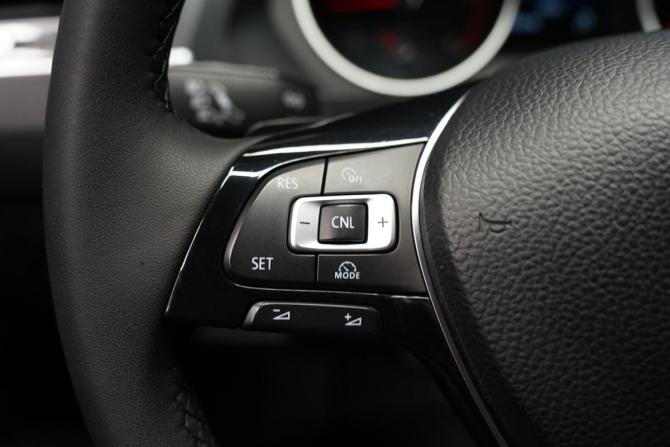 Volkswagen Tiguan II с пробегом 2017 года, цена 2 655 000 рублей, 151600 км, внедорожник, Автокод Объявления