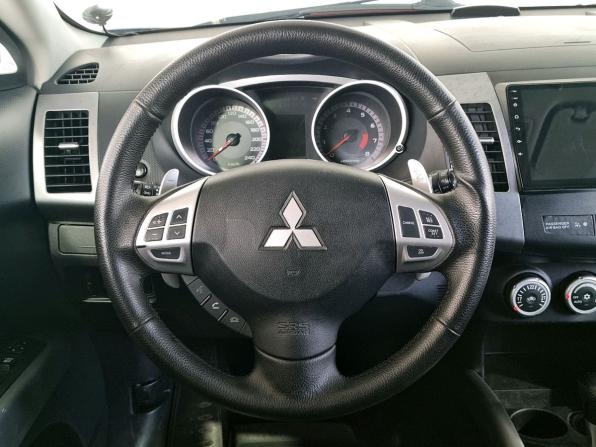 Mitsubishi Outlander II с пробегом 2008 года, цена 820 000 рублей, 240000 км, внедорожник, Автокод Объявления