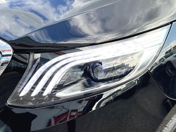 Mercedes-Benz V-Класс III (W447) Рестайлинг с пробегом 2021 года, цена 6 930 000 рублей, 61652 км, минивэн, Автокод Объявления