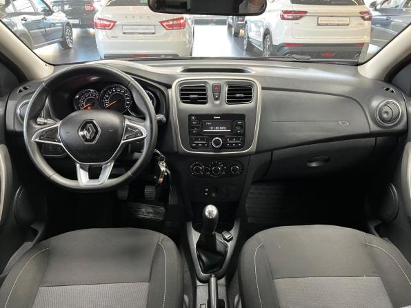 Renault Sandero II Рестайлинг с пробегом 2019 года, цена 1 108 000 рублей, 117300 км, хэтчбек, Автокод Объявления