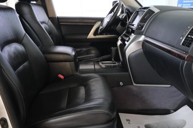 Toyota Land Cruiser 200 Series Рестайлинг 1 с пробегом 2013 года, цена 5 099 000 рублей, 129190 км, внедорожник, Автокод Объявления